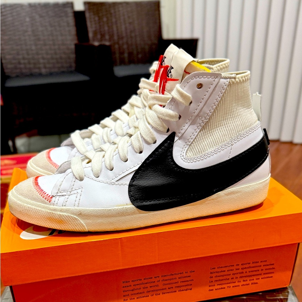 Jumbo Blazer Mid '77 White